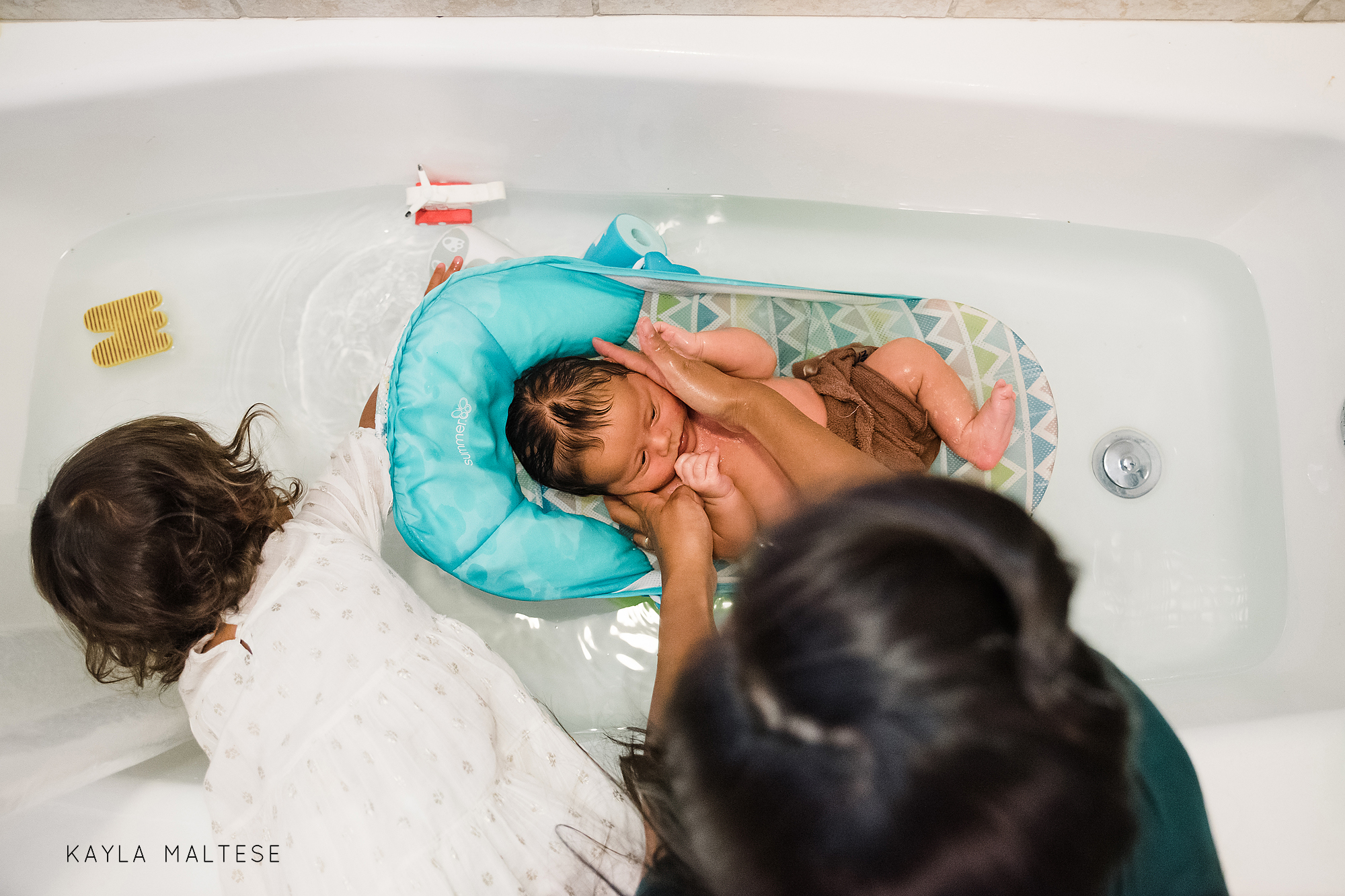 Guam Lifestyle Newborn Session Bathtime
